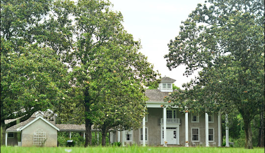 Luxury Portable Restroom Rentals - Brazoria County, TX